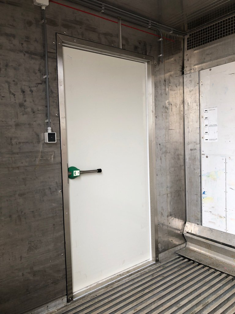 10ft x 8ft 10′ Reefer Container from RHDCONTAINER - Image 2